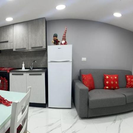 Bed and Breakfast House Nancy Napoli Esterno foto